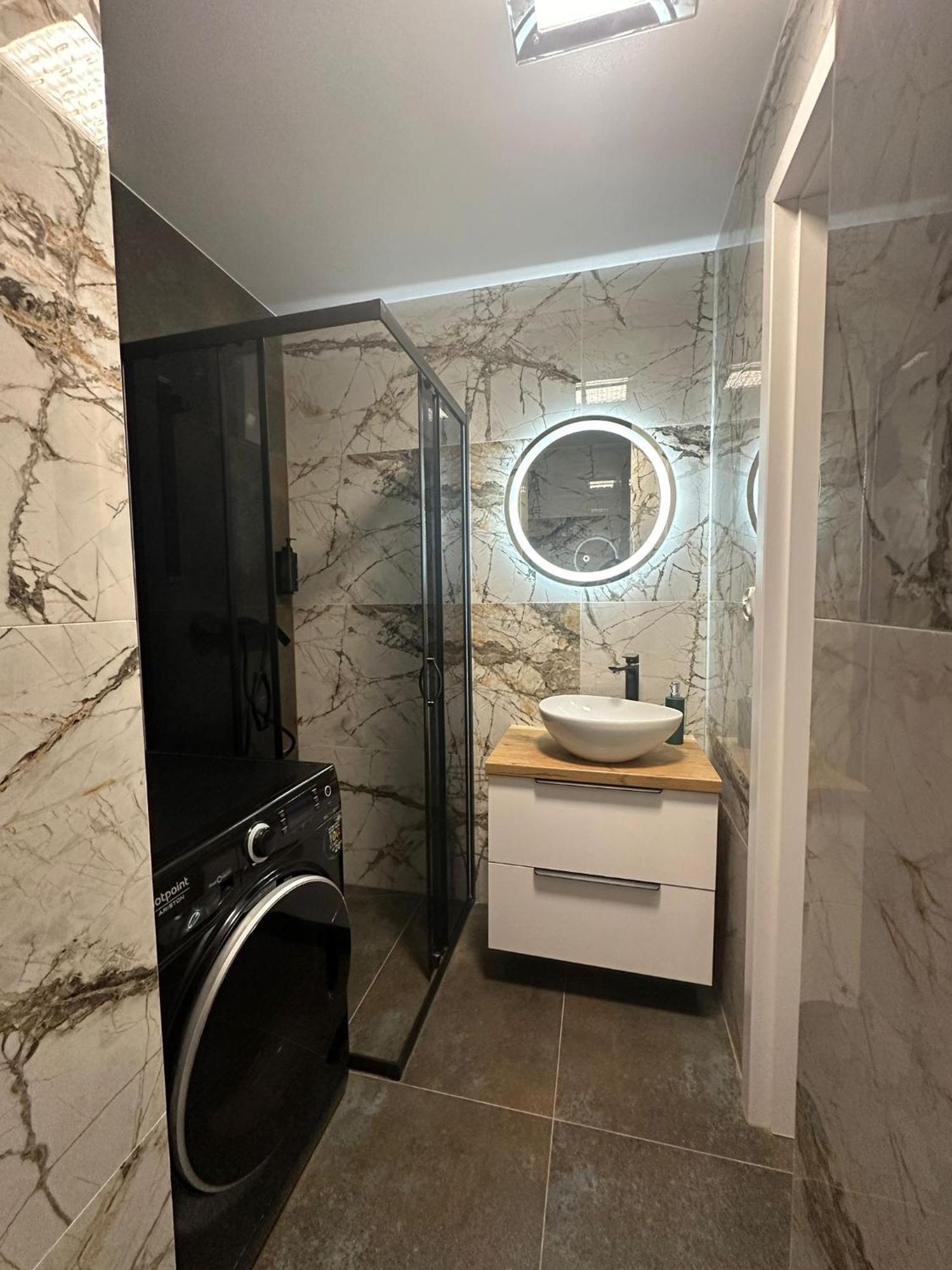 Luxury Apartaments Klimatyzacja 1 Radom Kültér fotó